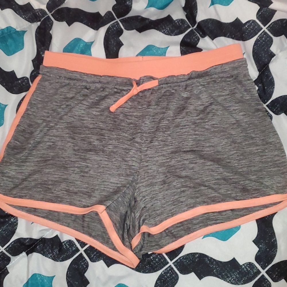 Just Be stretchy athletic shorts